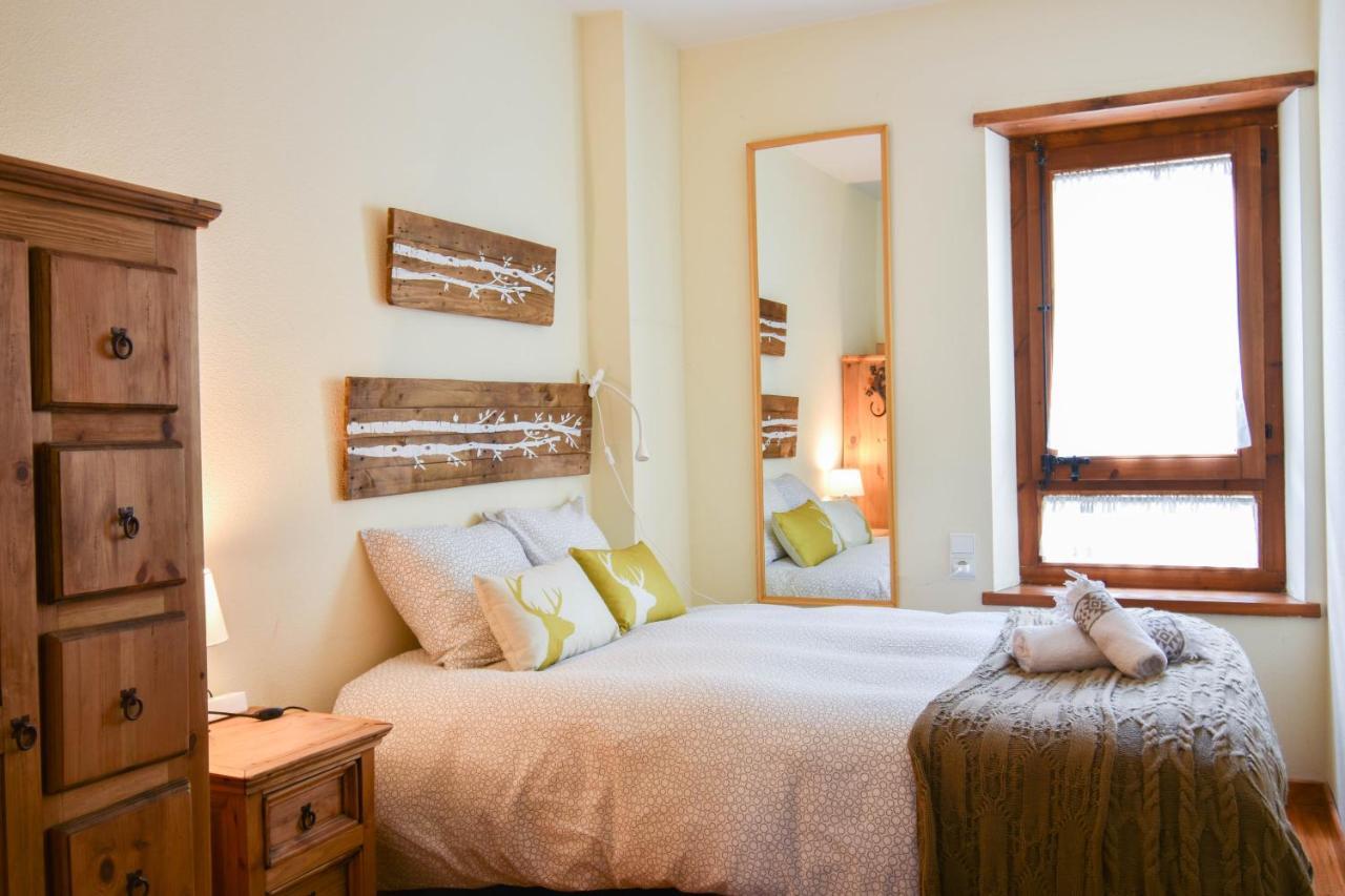 Apartament Deluxe Espot - L'Amfitriona Eksteriør billede
